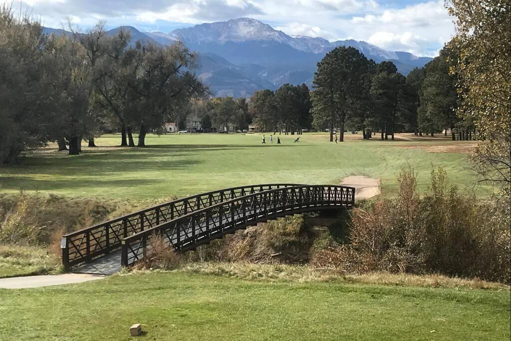 Charming Remodeled Golf Course Area Home Colorado Springs Dış mekan fotoğraf