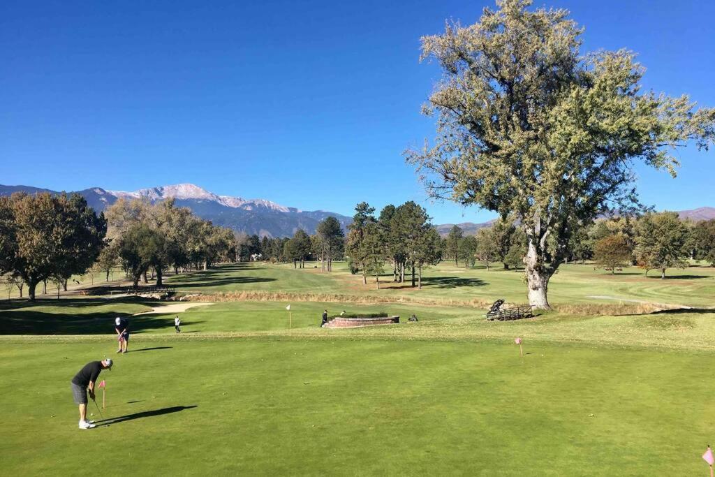 Charming Remodeled Golf Course Area Home Colorado Springs Dış mekan fotoğraf